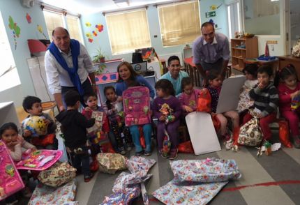 Celebración de Navidad en jardines infantiles de Santiago, Viña y Concepción
