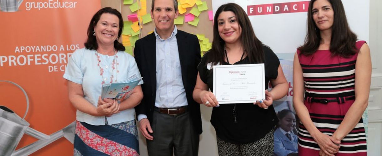Premiación de directores escolares de diplomado e-learning