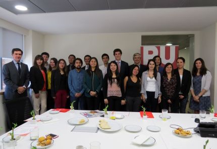 Acompañamos a universitarios becados por Fundación Puente