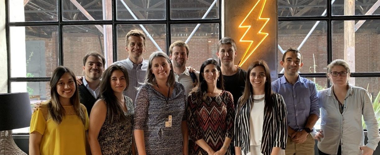 Tres emprendimientos de innovación social se gradúan de la incubadora Enseña Chile