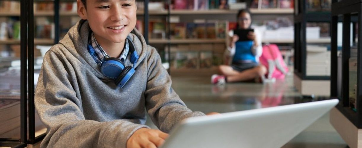 Apoyamos a Belén Educa para llegar de forma digital a alumnos con tutorías online y computadores