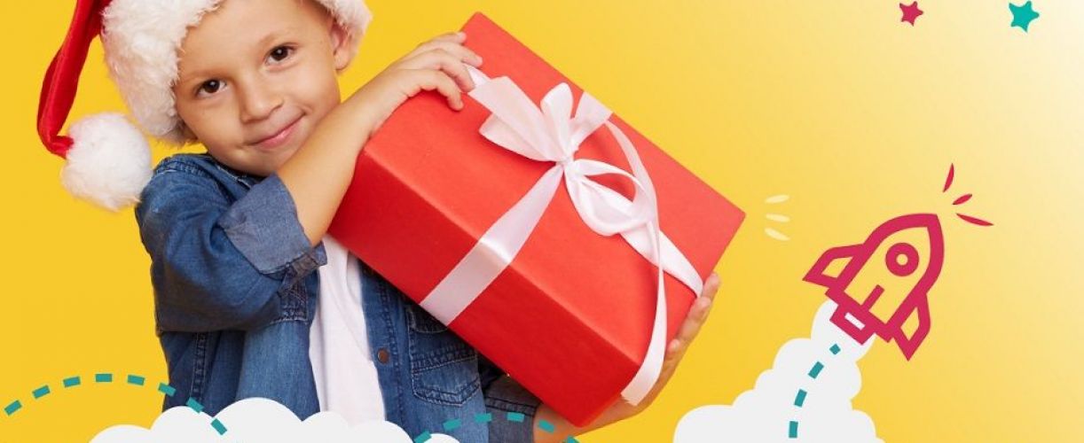 Colaboradores y clientes de LarrainVial se unen en campaña de navidad