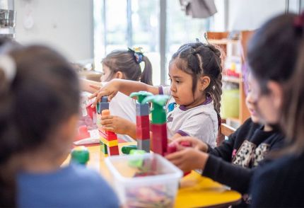 Postula tu proyecto educacional al Fondo Concursable de Fundación LarrainVial 2022