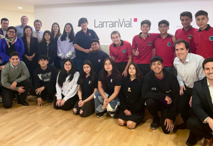 Exitoso cierre de las Tutorías LarrainVial y Belén Educa