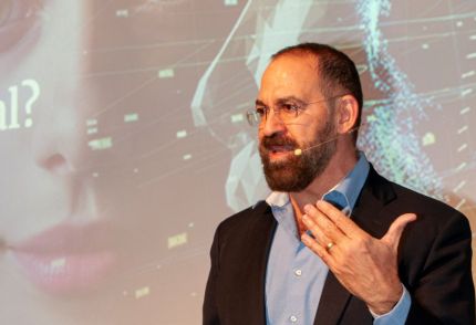 José Escamilla: “Si las universidades no se actualizan, pueden perder relevancia"