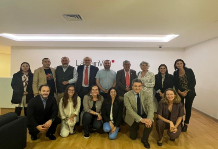 Desayuno Premio DaleProfe 2025: el encuentro que celebró a Sergio Arellano